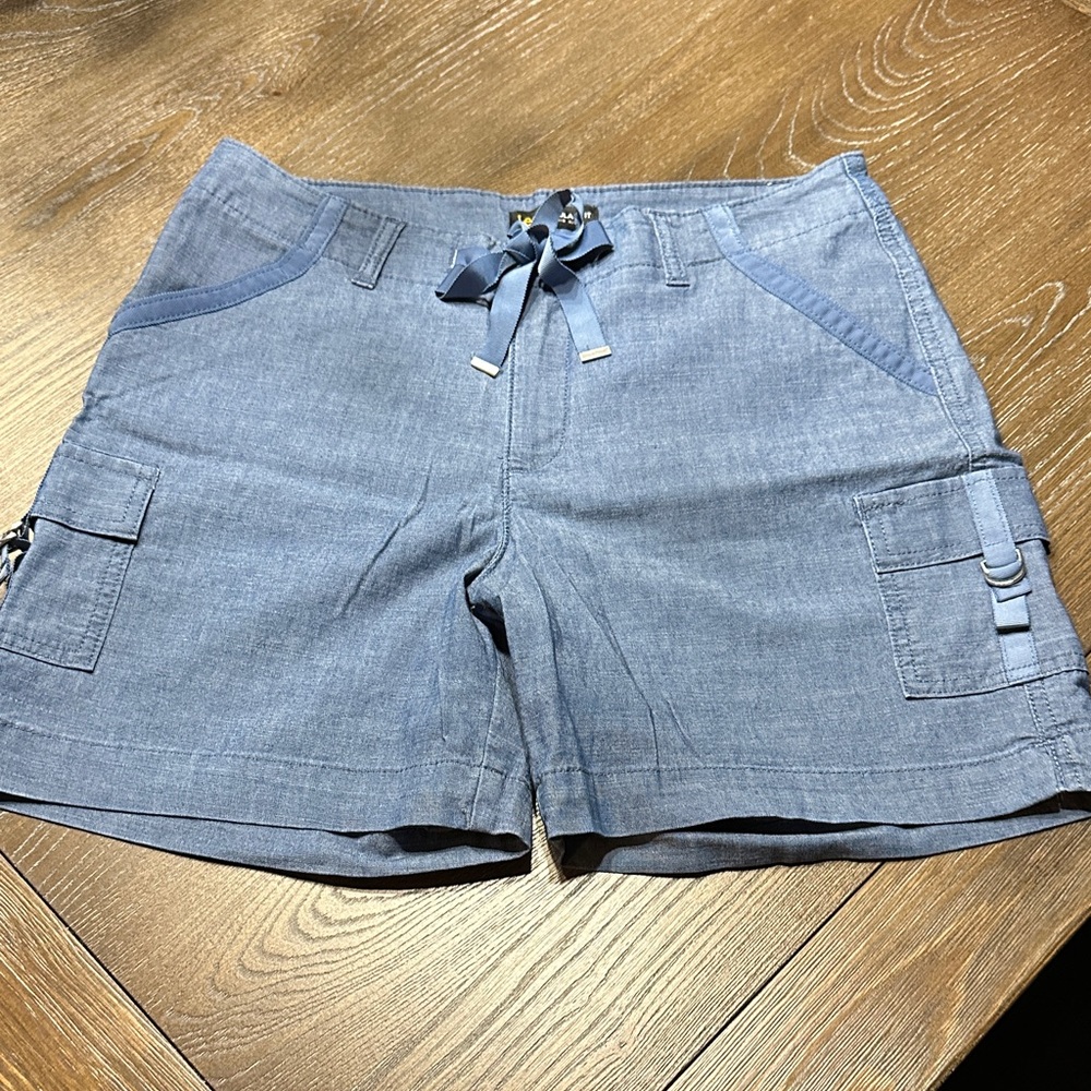 Lee Women’s Denim Blue Linen Cargo Shorts
